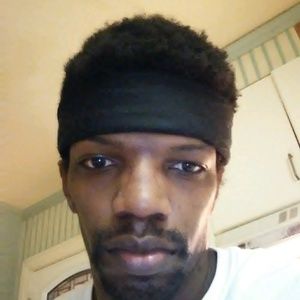 Meet your Posher, Raymone